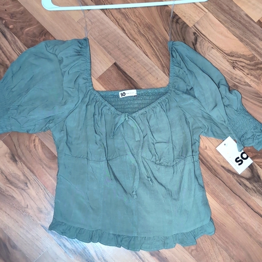 SO good for life Cropped Smocked Blouse